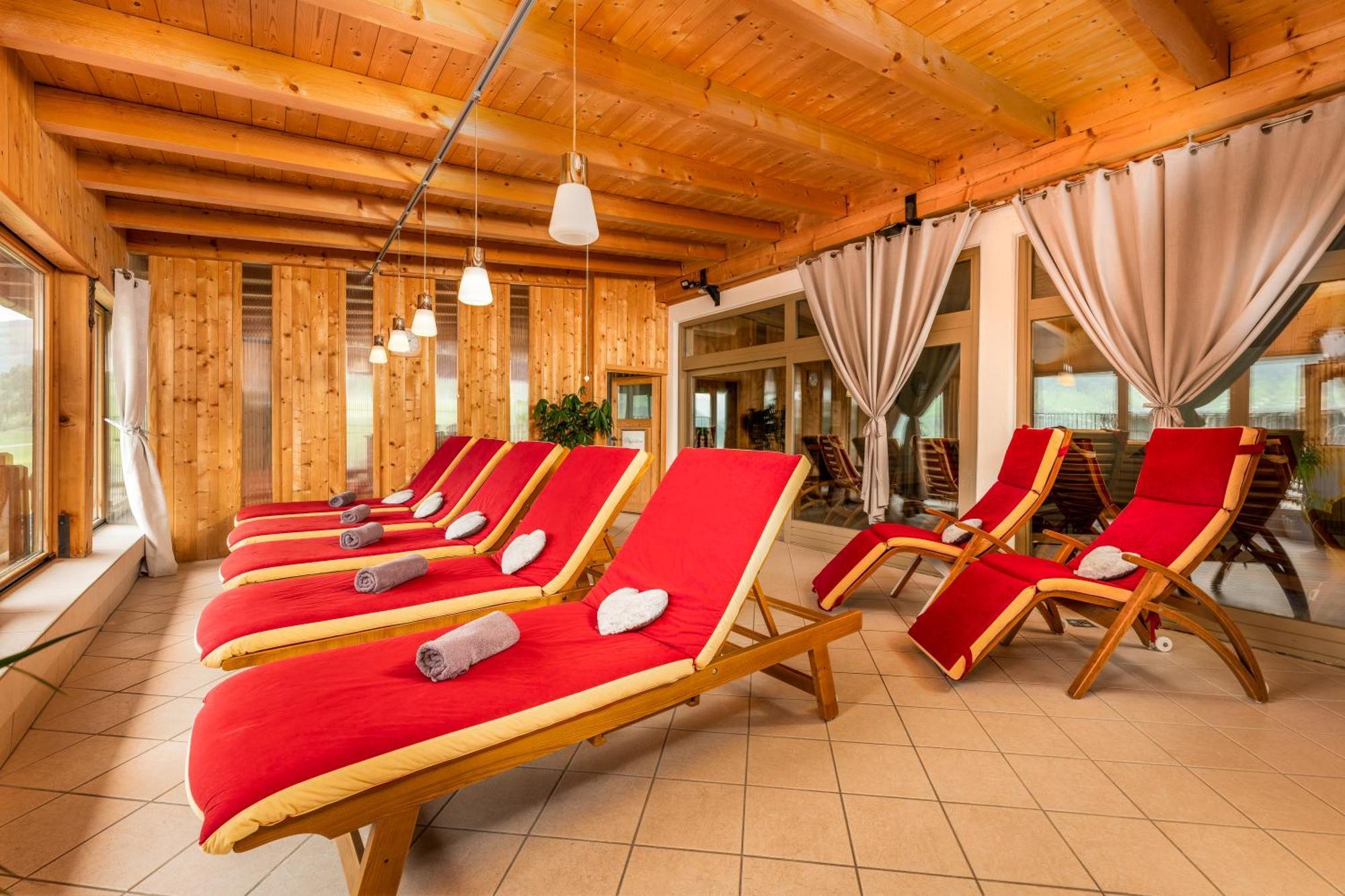 Alpen Wohlfuehlhotel Doerflwirt ไฮน์เซนแบร์ก ภายนอก รูปภาพ