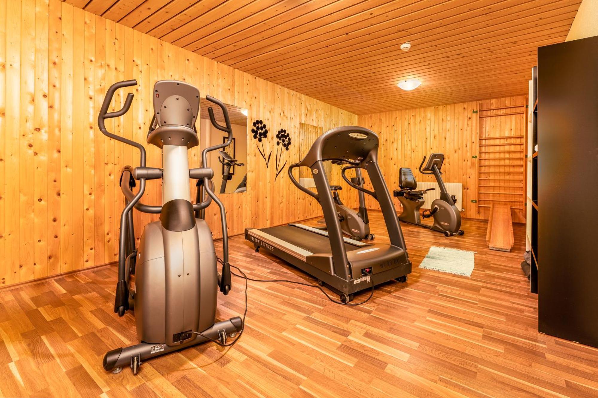 Alpen Wohlfuehlhotel Doerflwirt ไฮน์เซนแบร์ก ภายนอก รูปภาพ