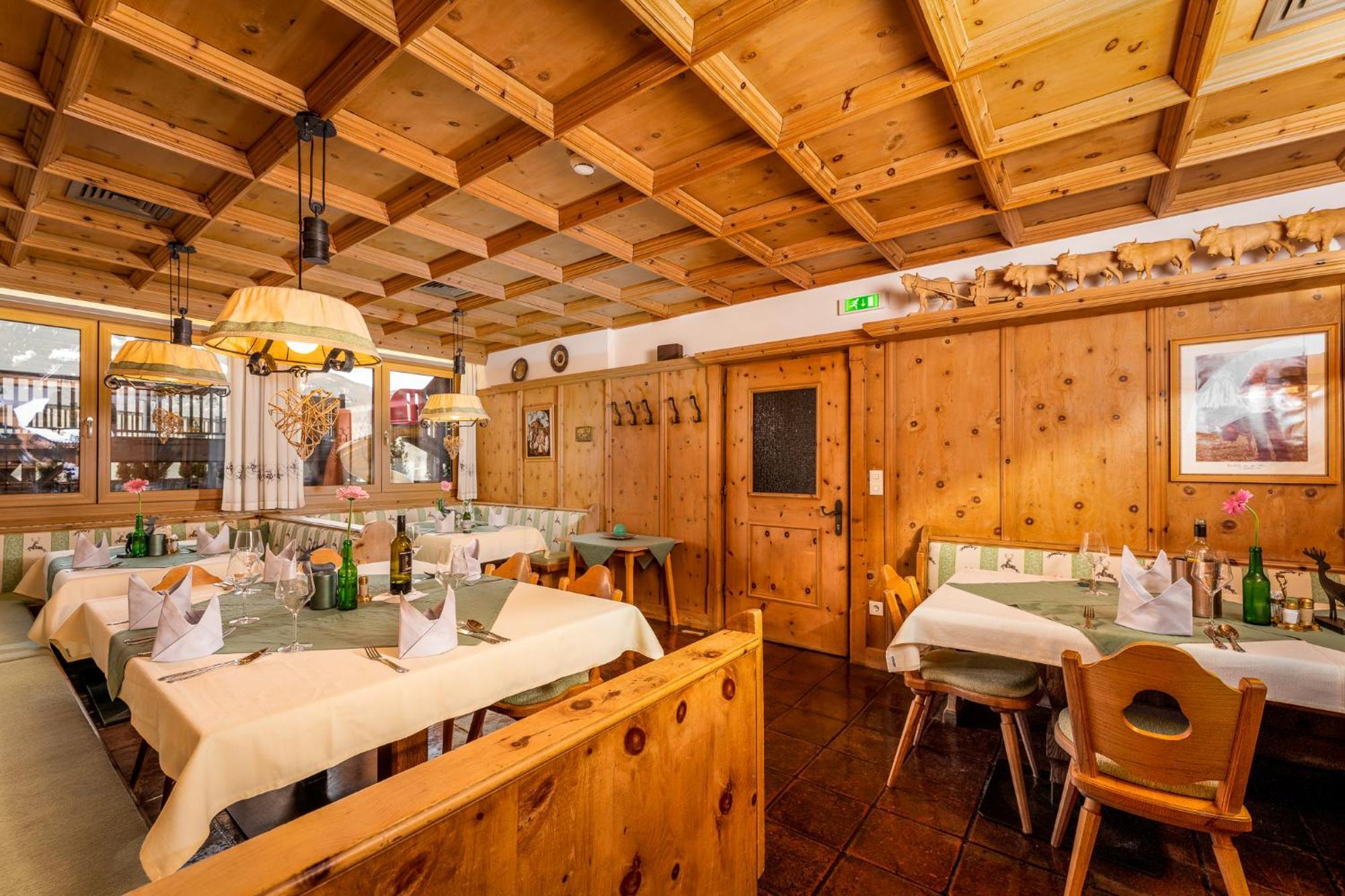 Alpen Wohlfuehlhotel Doerflwirt ไฮน์เซนแบร์ก ภายนอก รูปภาพ