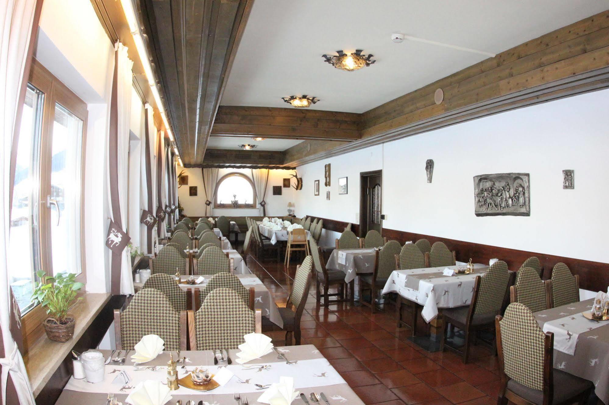 Alpen Wohlfuehlhotel Doerflwirt ไฮน์เซนแบร์ก ภายนอก รูปภาพ